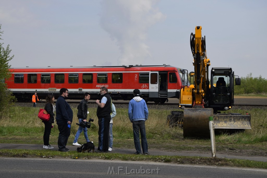 Schwerer VU LKW Zug Bergheim Kenten Koelnerstr P606.JPG - Miklos Laubert